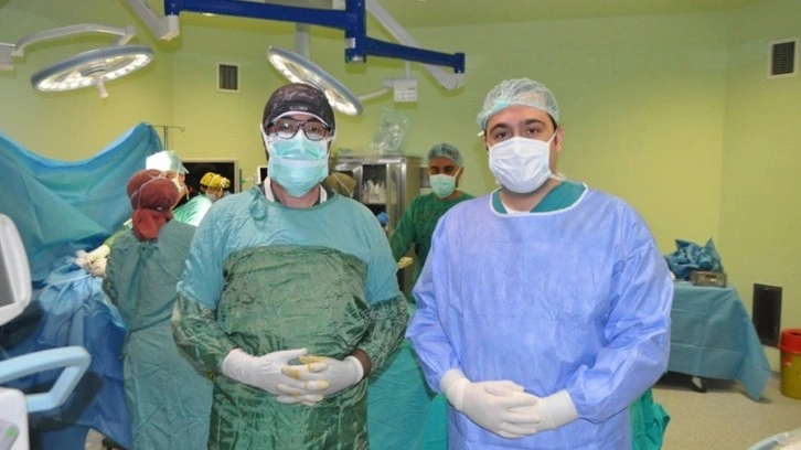 Kırşehir'de skolyoz ameliyatı yapıldı