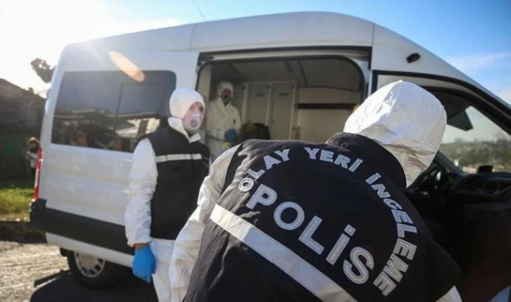 Konya'da devrilen traktördeki kadın öldü, eşi yaralandı