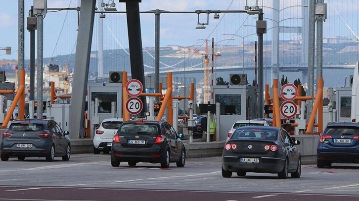 Köprü geçiş ücretlerine zam yapıldı