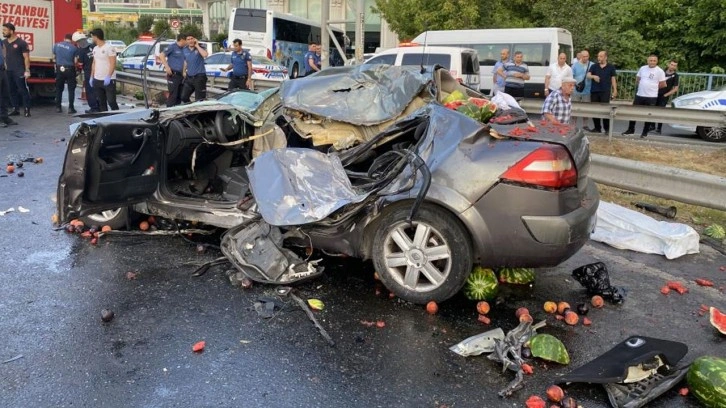 Küçükçekmece'de iki genç kazada feci şekilde hayatını kaybetti