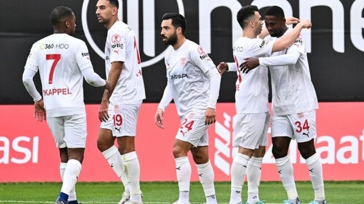 Kupada gol düellosu! Süper Lig ekibinden sürprize yer yok