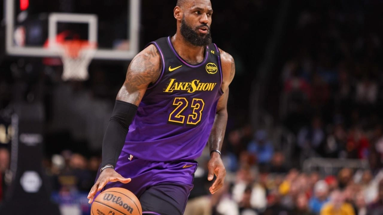 LeBron James'in "triple-double"ı galibiyete yetmedi