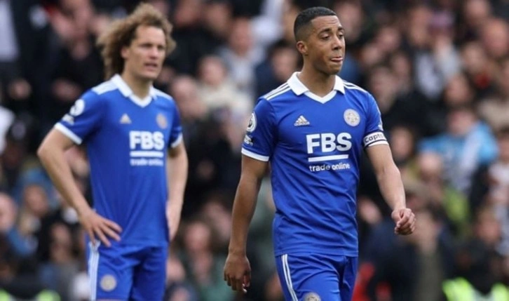 Leicester City'li futbolcu Youri Tielemans'tan ayrılık kararı