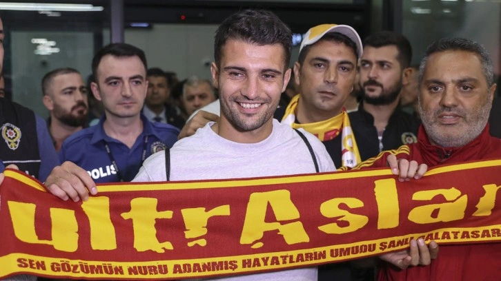 Leo Dubois resmen Galatasaray'da! İşte transferin maliyeti...