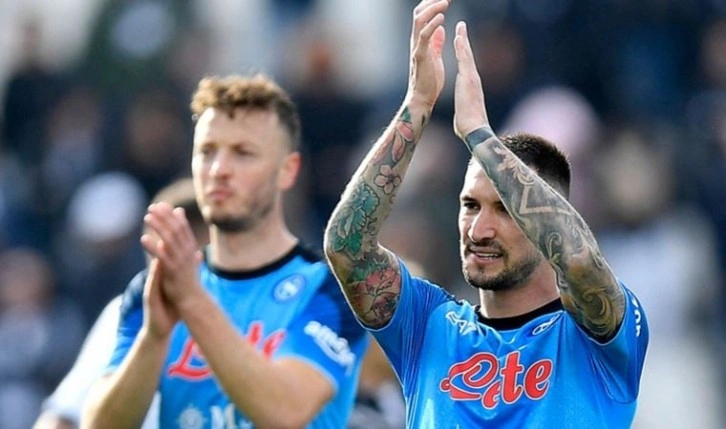 Lider Napoli, Spezia karşısında rahat kazandı! Spezia 0-3 Napoli