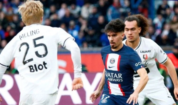 Ligue 1 lideri PSG evinde Rennes'e kaybetti