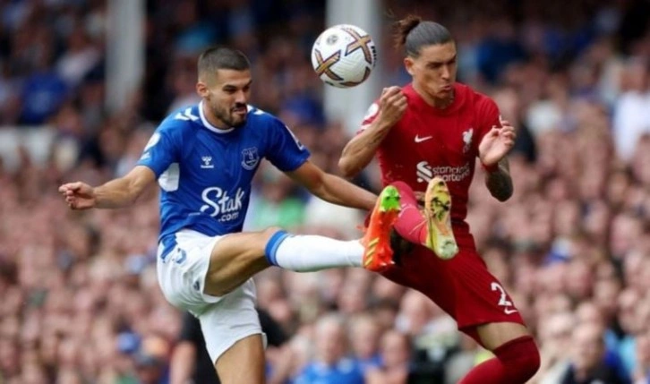 Liverpool ile Everton'dan depremzedelere destek