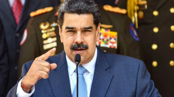 Maduro, Noel tarihini değiştirdi