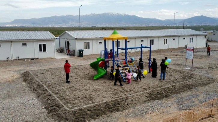 Malatya'da bir sanayi kuruluşu, işçileri için konteyner kent kurdu