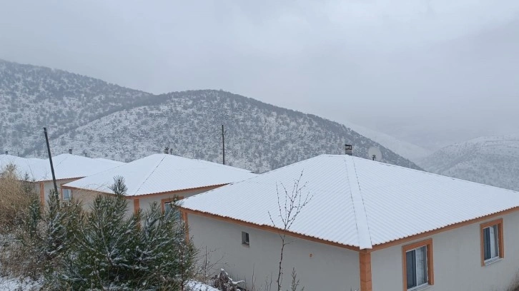 Malatya’da şiddetli kar yağışı etkili oluyor