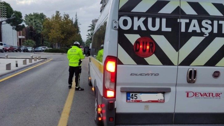 Manisa’da 304 okul servis aracından 6’sına ceza kesildi