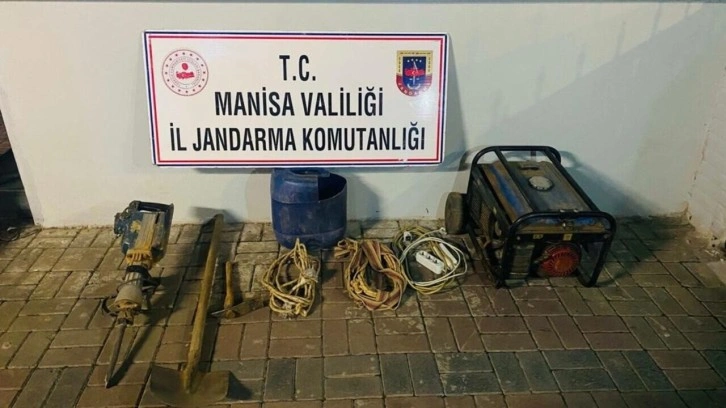 Manisa'da sit alanında kaçak kazıya suçüstü