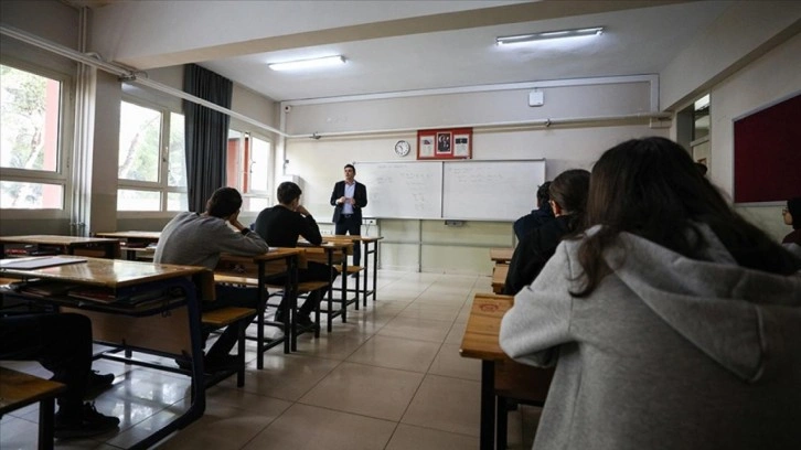 MEB'den öğretmen ataması! 581 pozisyona ek atama gerçekleştirildi