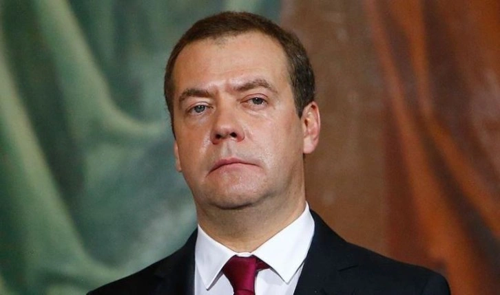 Medvedev'den Ukrayna çıkışı: Donetsk ve Luhansk'ta referandum yapılmalı