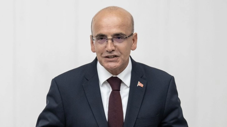 Mehmet Şimşek'ten dikkat çeken açıklamalar: 2024'te rüzgar bizden yana esecek