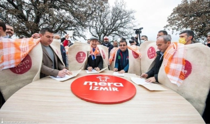 Mera İzmir'in çobanları da depremzedelerin yanında