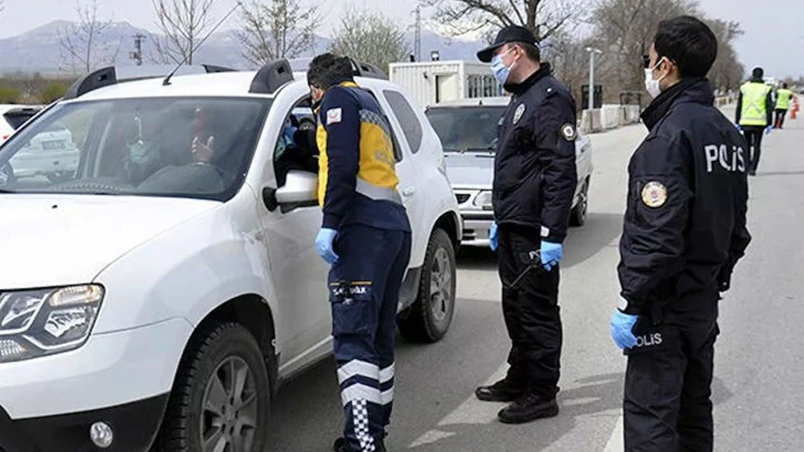 Mersin merkezli 3 ilde dolandırıcılık operasyonu: 6 tutuklama