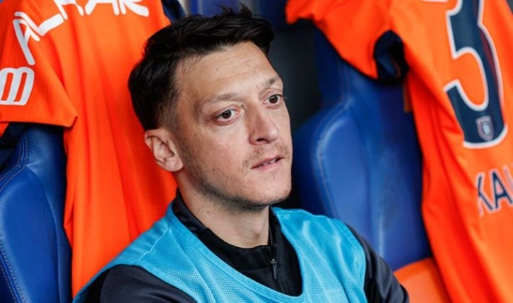 Mesut Özil'den sakatlığıyla ilgili açıklama