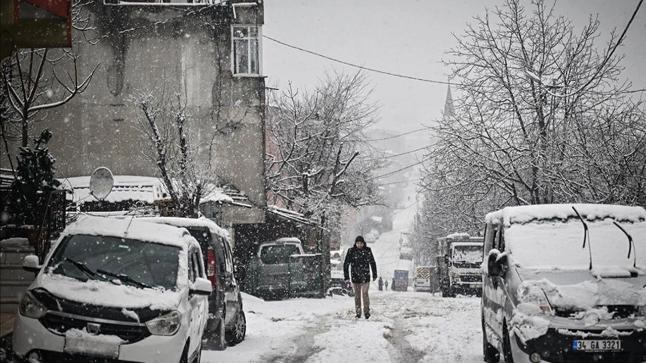 Meteoroloji Genel Müdürlüğü'nden yeni uyarı! İstanbul da listede, saat verildi