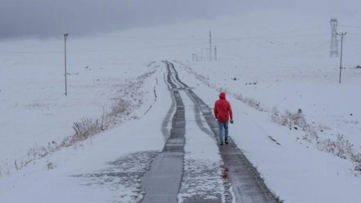 Meteoroloji yeni raporu yayımladı: Kar ve sağanak uyarısı!