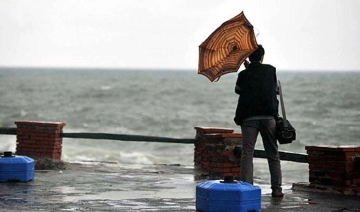 Meteoroloji'den 12 il için kuvvetli rüzgar ve fırtına uyarısı