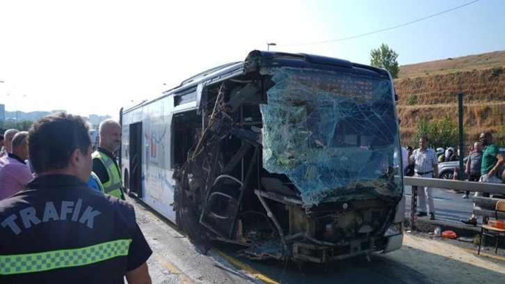 Metrobüs kazasıyla ilgili 8 şüpheliden 5'i için tutuklama talebi