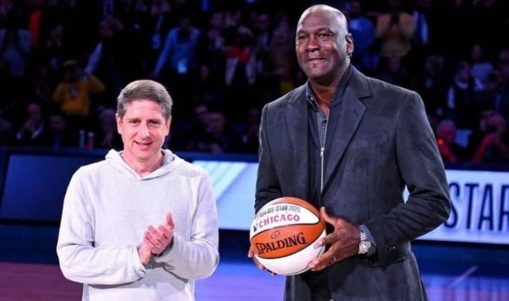 Michael Jordan'ın ayakkabıları için rekor fiyat