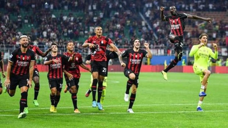 Milano derbisinde Leao, Milan'ı galibiyete taşıdı!