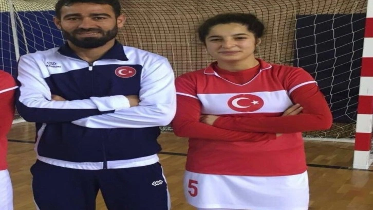 Milli Hokeyci Özmen Muğla’ya transfer oldu