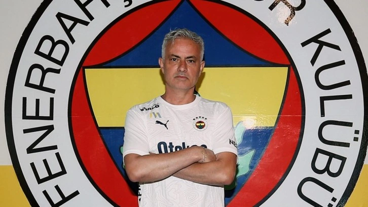 Mourinho, Manchester City'nin yıldızını Fenerbahçe'ye çağırdı!