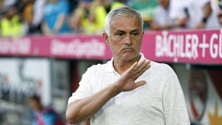 Mourinho yeni transfer dahil 9 ismin üzerine çizdi!