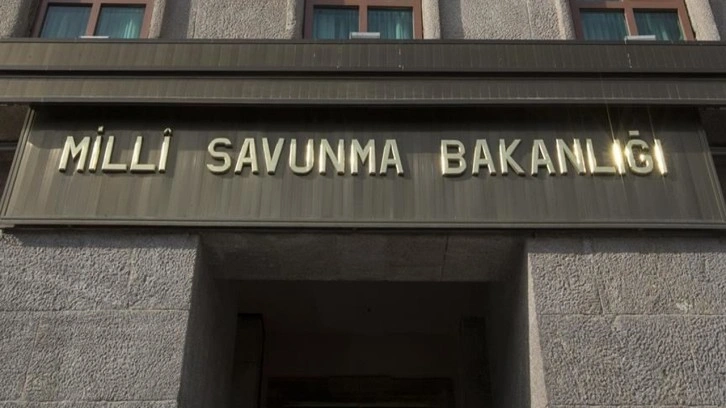 MSB duyurdu! Yalova'da askeri eğitim uçağı acil iniş yaptı