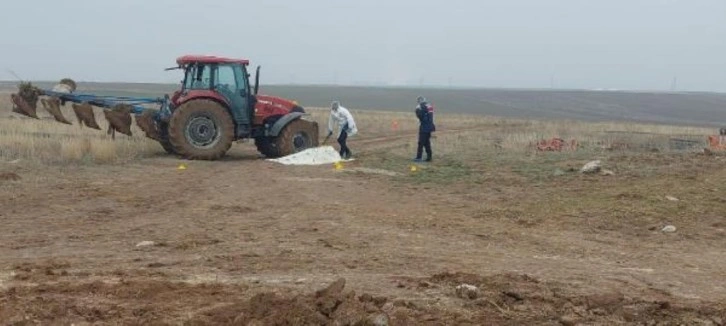 Muhtar, tarlasını sürerken öldürüldü