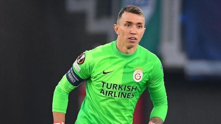 Muslera kaç maç ceza aldı? Muslera milli takım'da 10 maç ceza aldı mı?