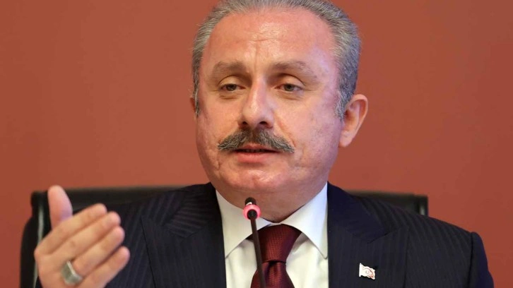 Mustafa Şentop aslen nereli, kaç yaşında? Mustafa Şentop eşi Sabriye Şentop kimdir?