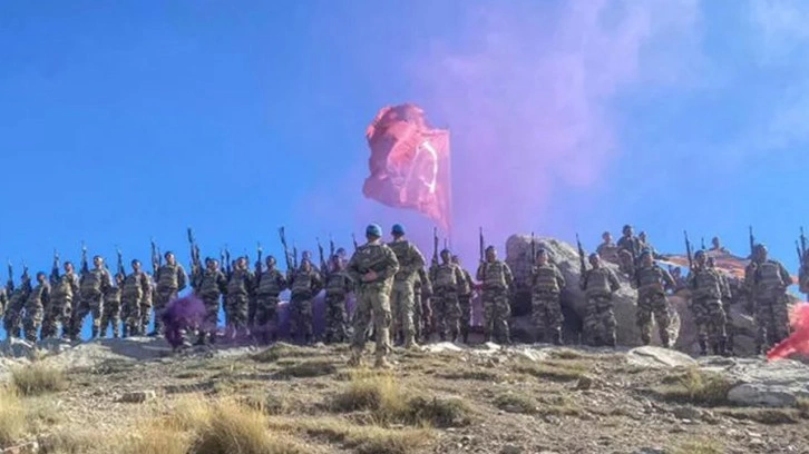 NATO'nun Türkiye paylaşımı Yunanistan'ın zoruna gitti! Saatler sonra kaldırıldı