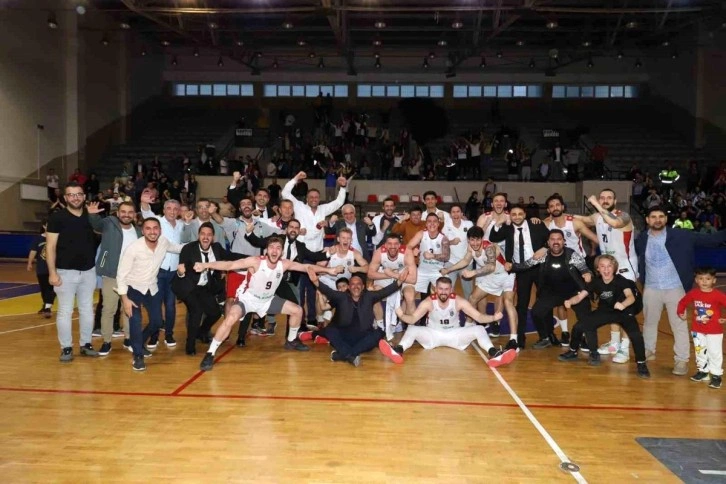 Nazilli Belediyespor Play Off'a galibiyet ile başladı