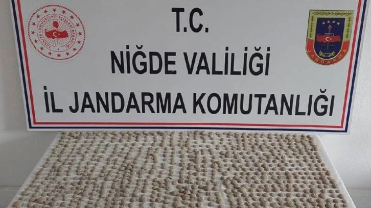 Niğde'de tarihi eser operasyonunda 978 obje ele geçirildi