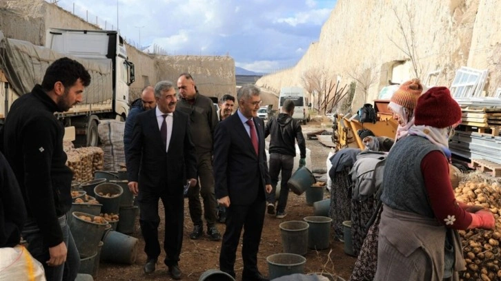 Niğde’nin doğal kaya oyma depoları ekonomiye katkı sağlıyor