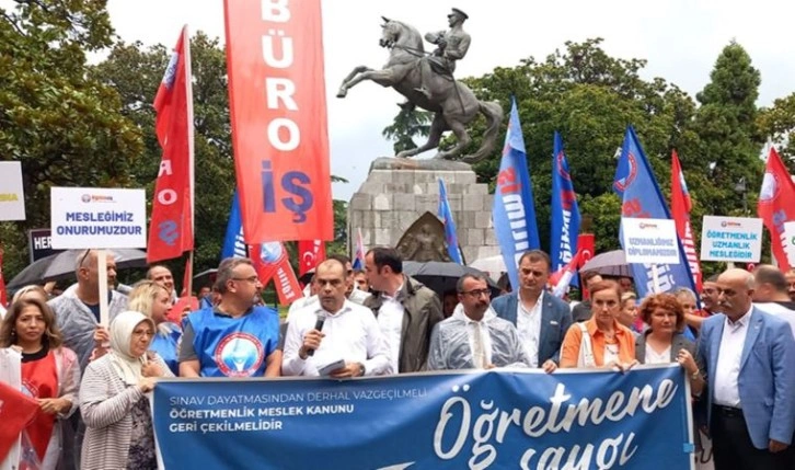 Öğretmenler tepkili: 'Susmayacağız, boyun eğmeyeceğiz'