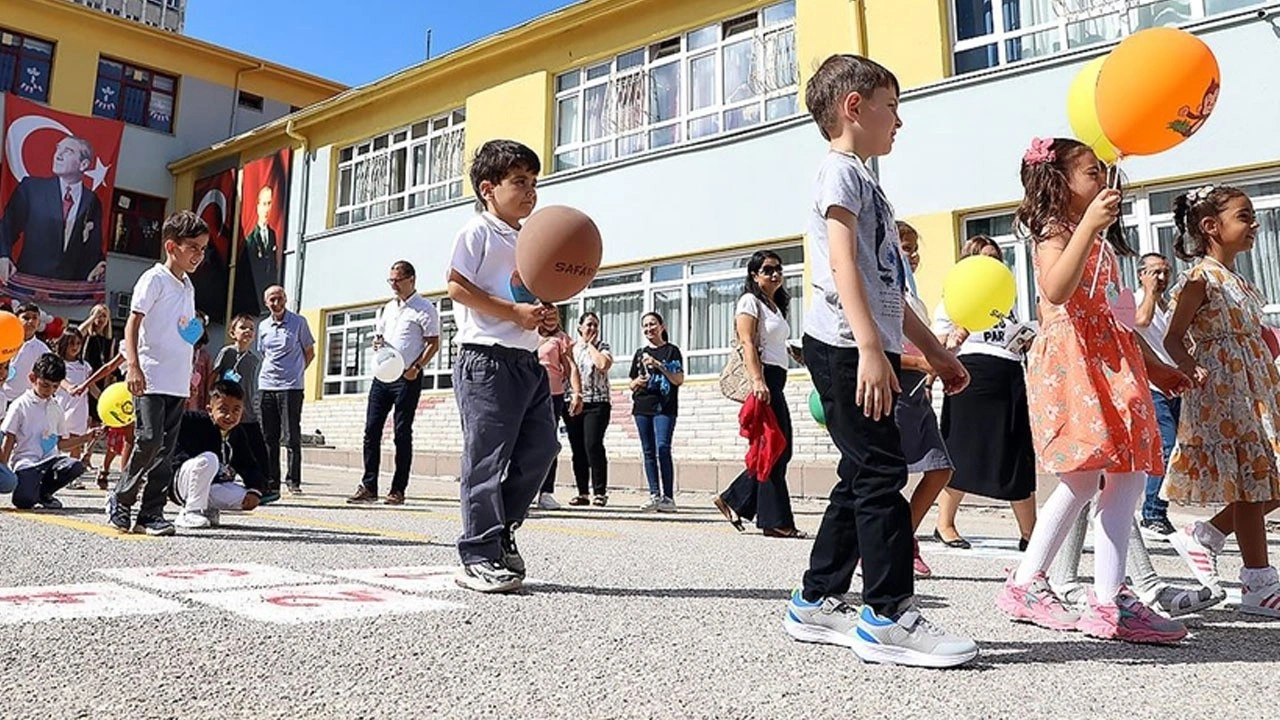 Okullar yarıyıl tatiline 