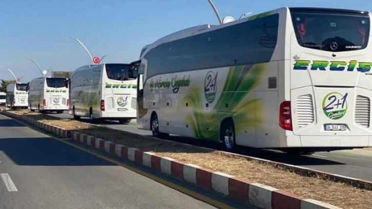 'Öz Erciş'in namaz yasağı dünya basınında!