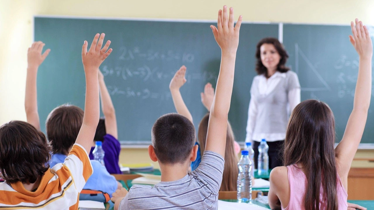 Özel okullar zam sınırını aşıyor: Yemek 160 bin, kırtasiye 100 bin, etkinlik 70 bin lira!