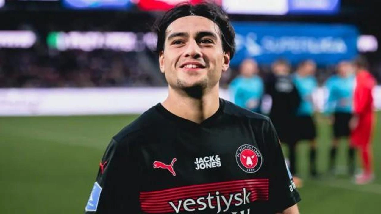 "Özgür Filistin" diye bağıran milli futbolcumuza saldırı!