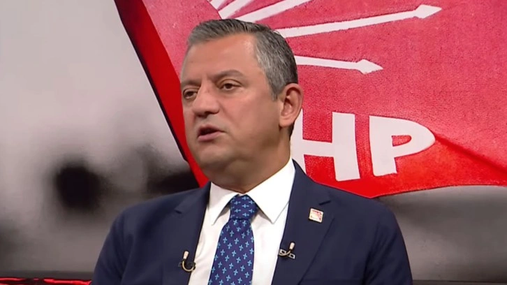 Özgür Özel anketlerde CHP ve AK Parti'nin son oy oranlarını açıkladı