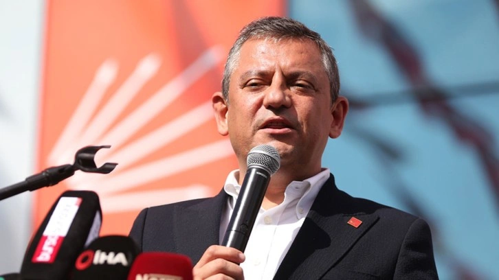 Özgür Özel'den, 2123 yılının CHP Genel Başkanı’na mektup