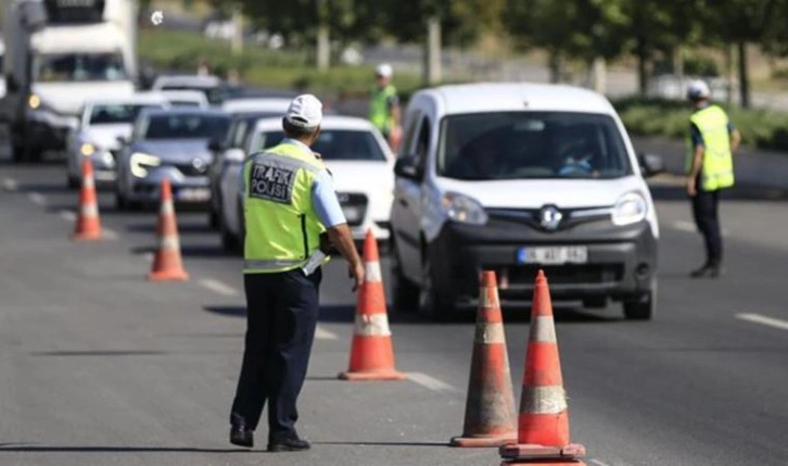 Pazar günü  yol durumu: Trafikte ve karayollarında son durum