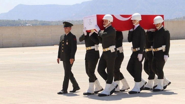 Pençe-Kilit şehidi Siirt'te son yolculuğuna uğurlandı