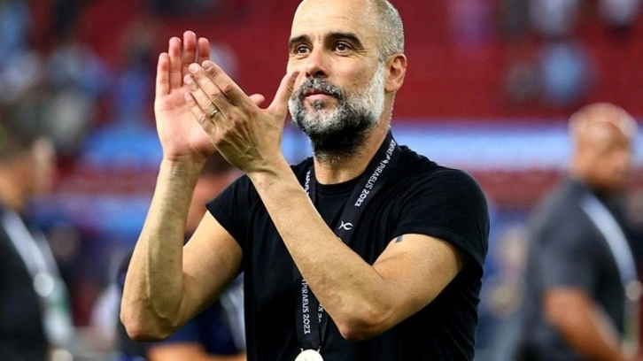 Pep Guardiola bıçak altına yattı