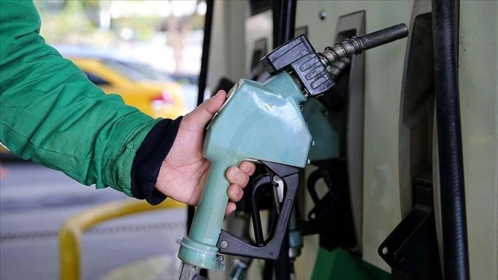 Petrol fiyatları düşüyor: Akaryakıtta indirim bekleniyor